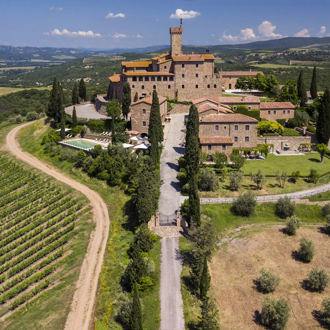 Castello Banfi, Italia