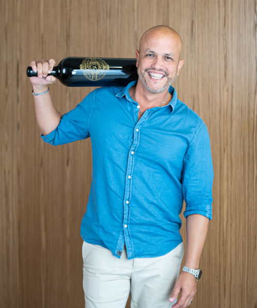 Javier Colón (Head of Sales and Brand Manager-Prestige Spirits) Javier Colón (Head of Sales and Brand Manager-Prestige Spirits)
